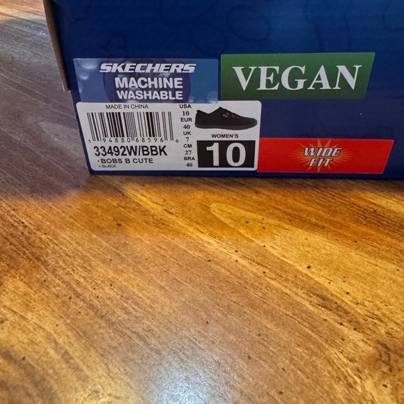 Skechers Black Women's Sneakers - Picture 2 of 2